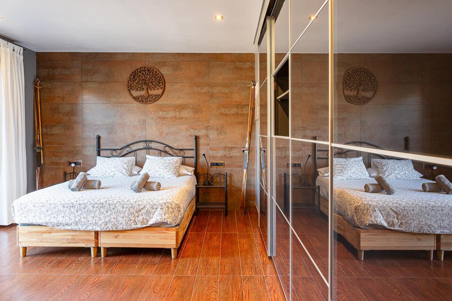 Duplex Renovado Con Vistas Impresionantes Apartment Sant Julia de Loria Luaran gambar